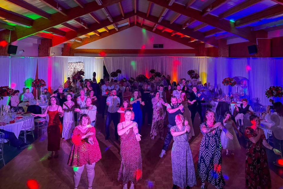 On danse