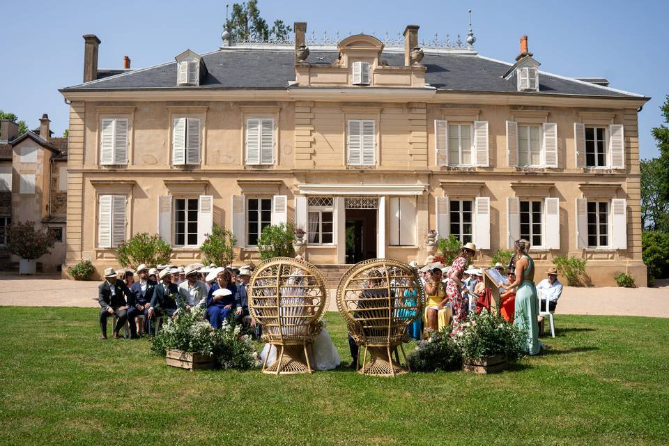 Cérémonie château des Ravatys