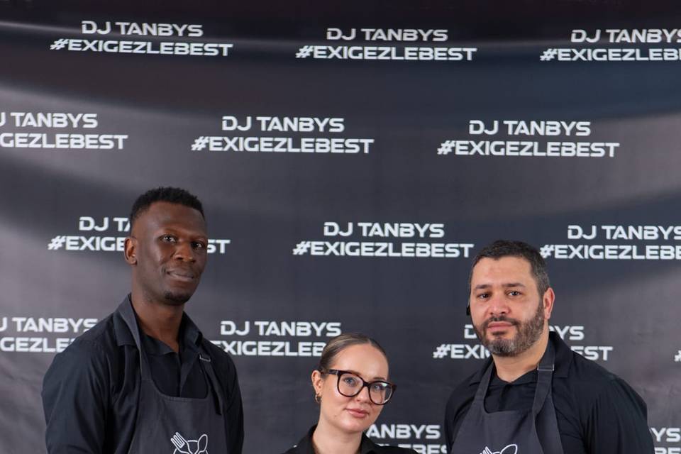 Une equipe souriante et pro!