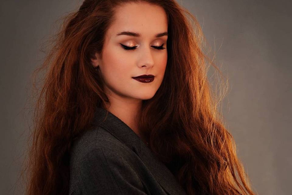 Dark lips