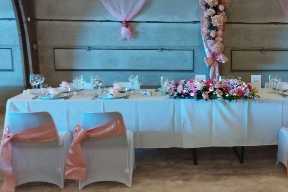 Mariage rose et doré : honneur