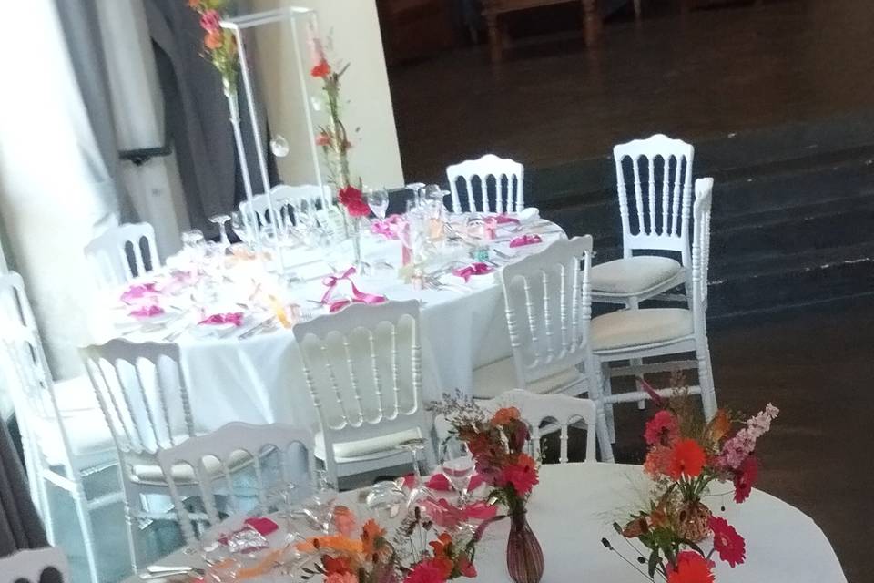 Orange fuchsia : honneur