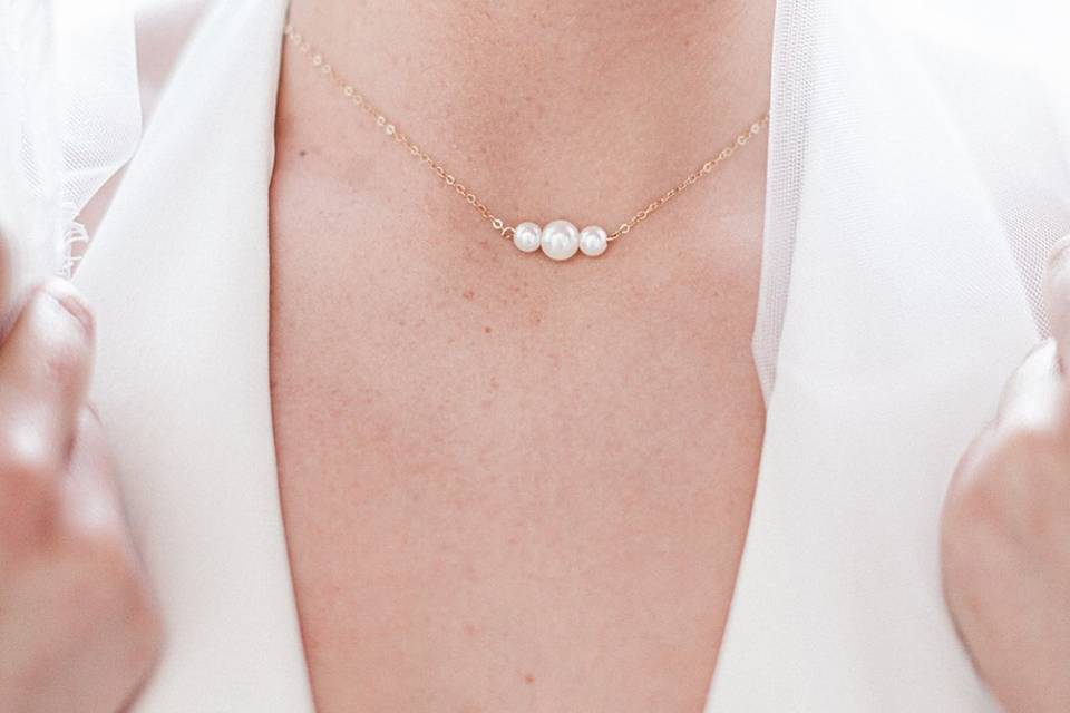 Collier Blanche