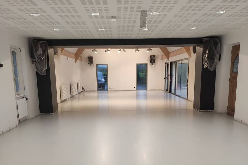 Salle côté existant