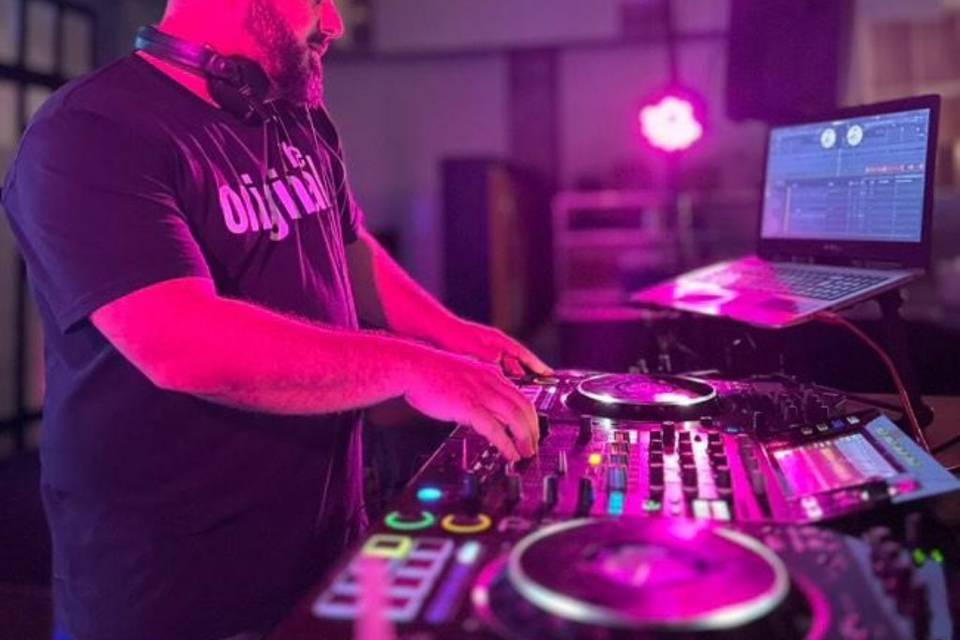 Dj set