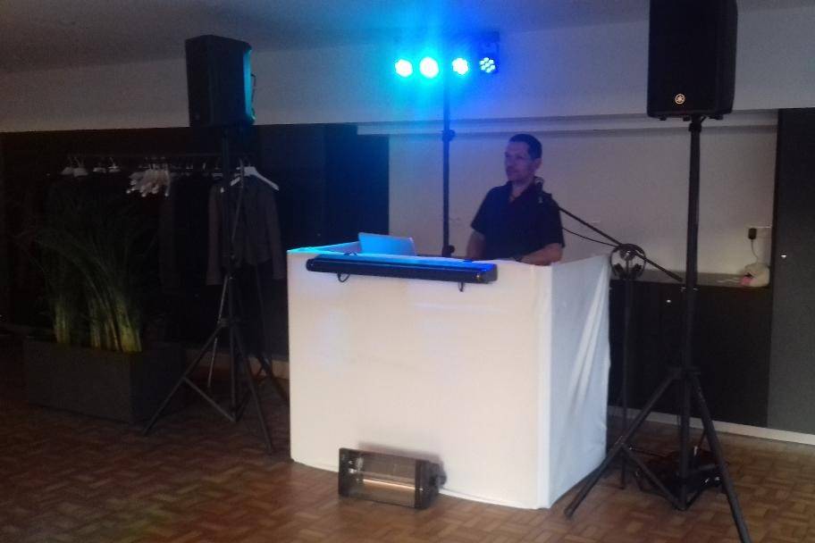 Dj Denis