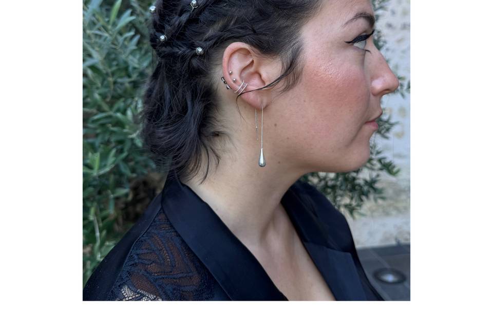 Tresses plaquées & boucles