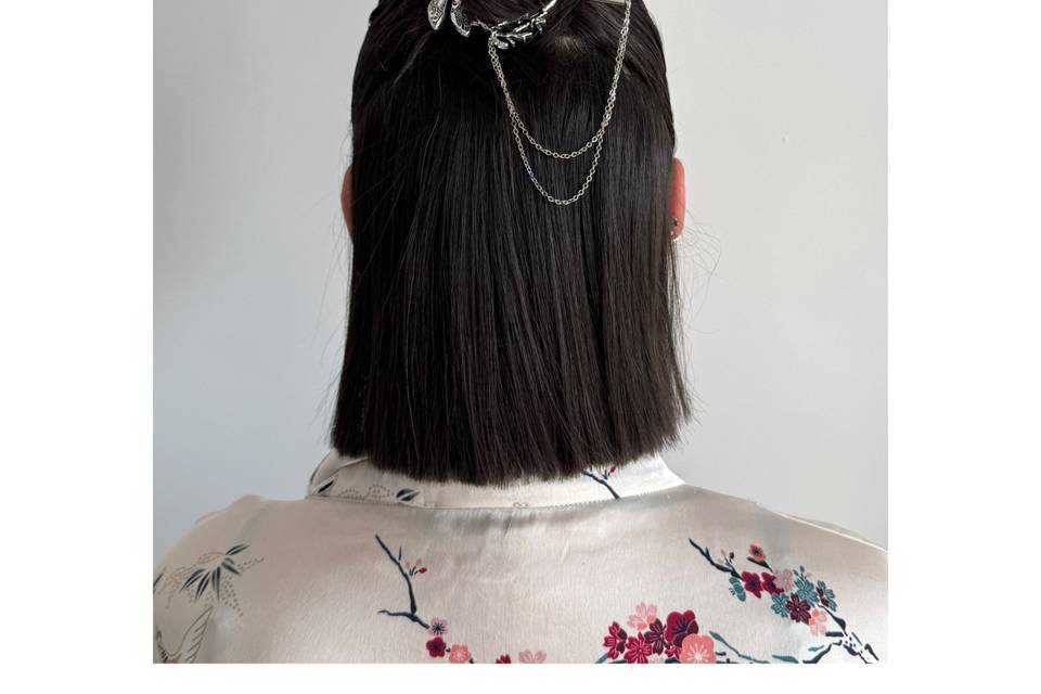 Chignon plaqué & lisse