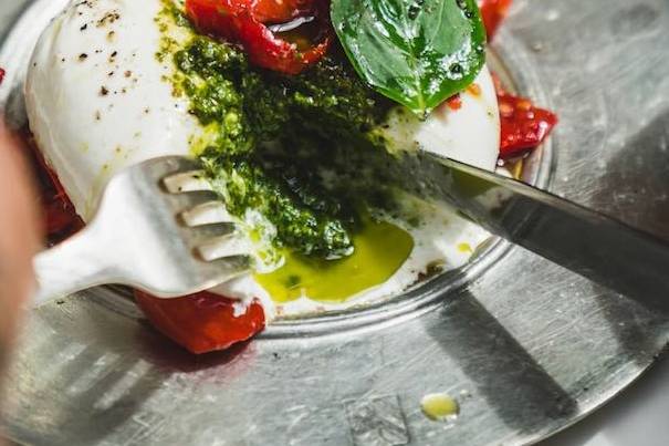 Burrata et cœur Pesto