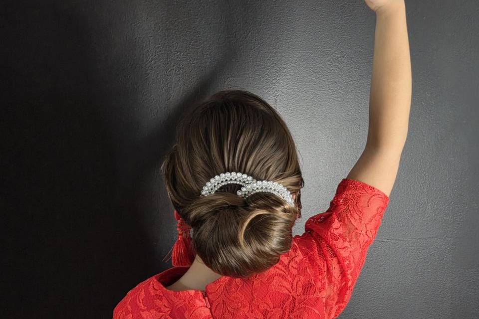 Chignon bas de nuque flamenco