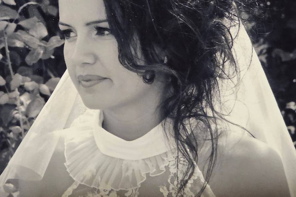 Coiffure asymétrique mariage