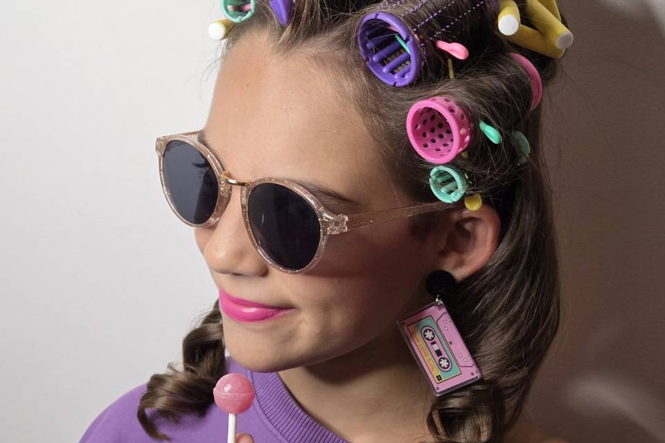 Coiffure studio 90's fluo