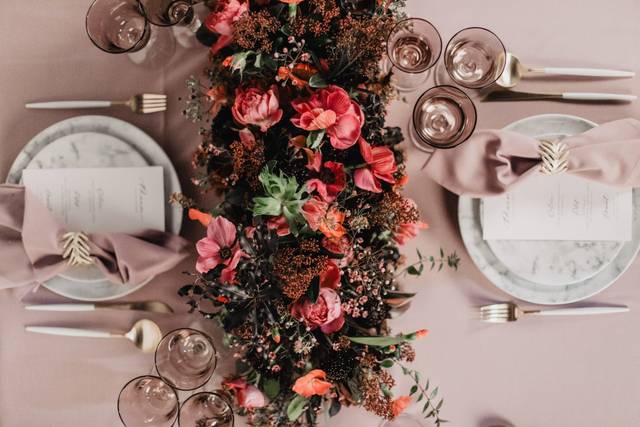 Des tables colorées
