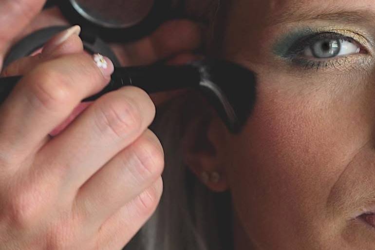 Julie make up