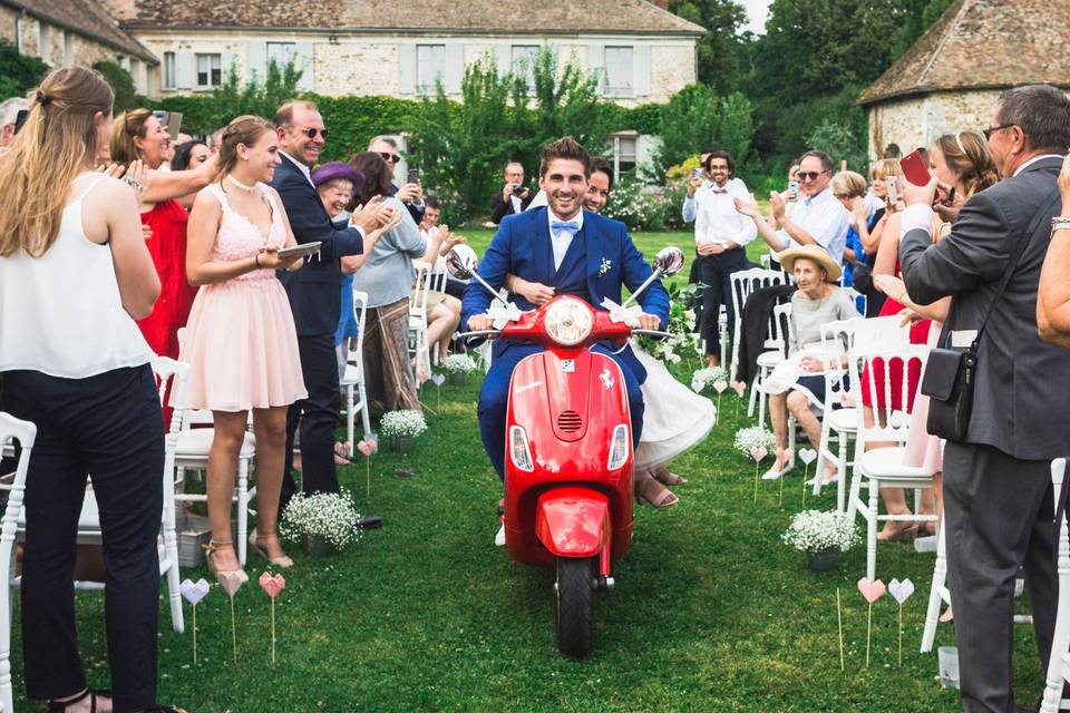 Vespa Wedding