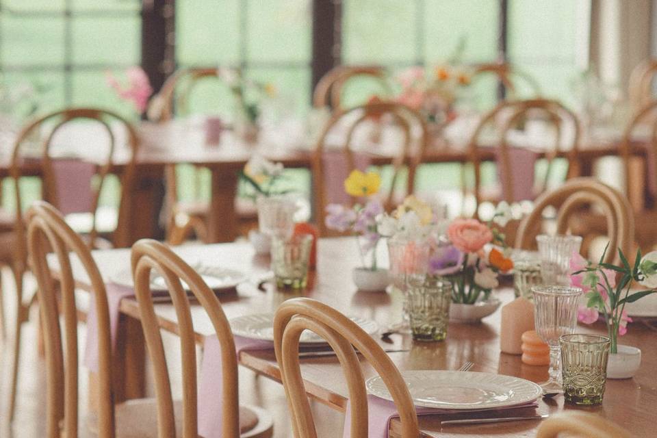 Table moderne