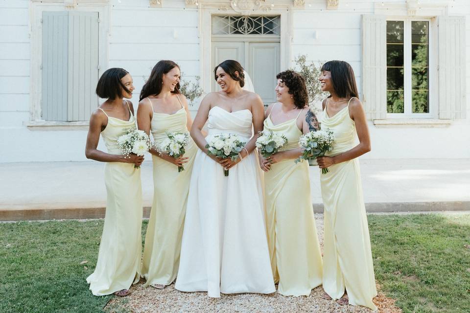 Bride & bridesmaids