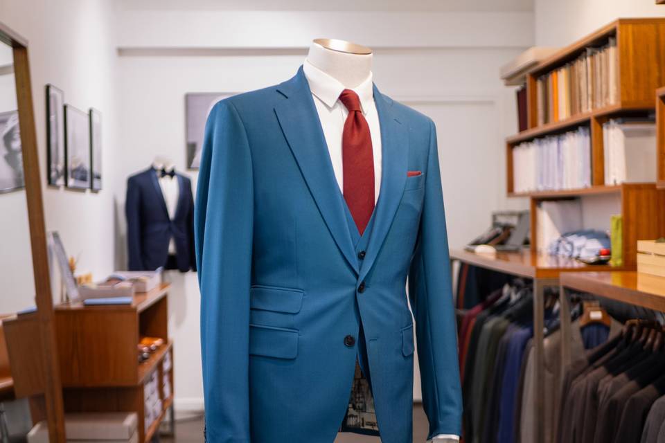 Detail_Costume bleu ciel sur mesure