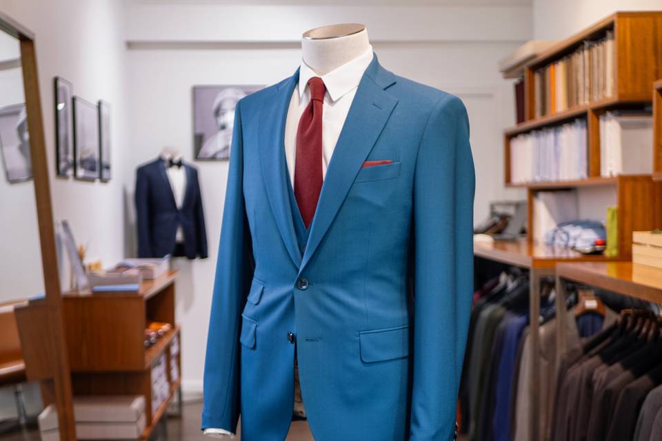 Detail_Costume bleu sarcelle sur mesure