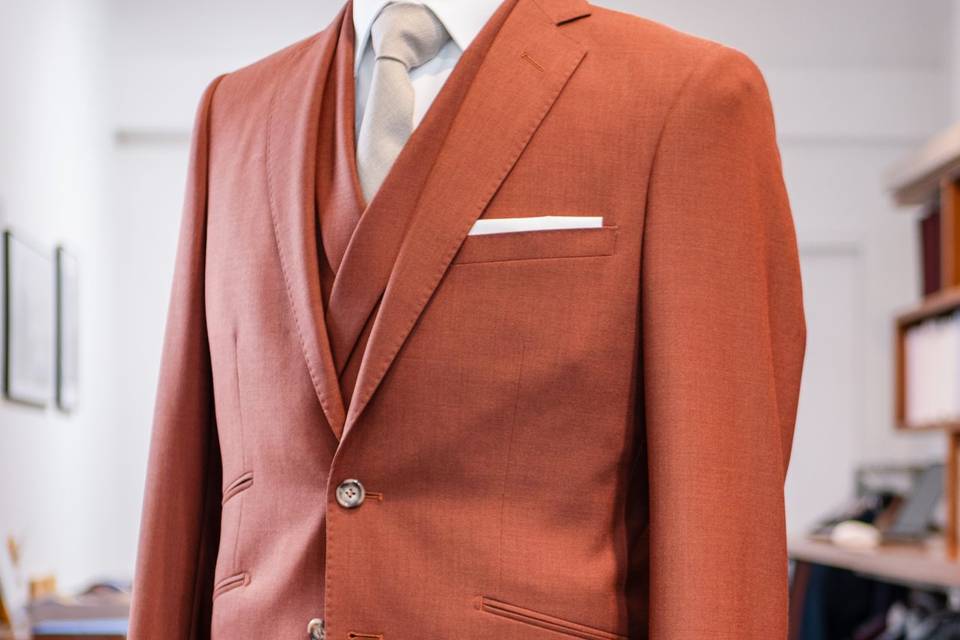 Detail_Costume corail sur mesure