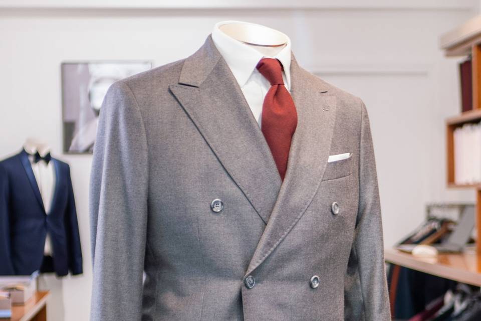 Detail_Costume gris moderne