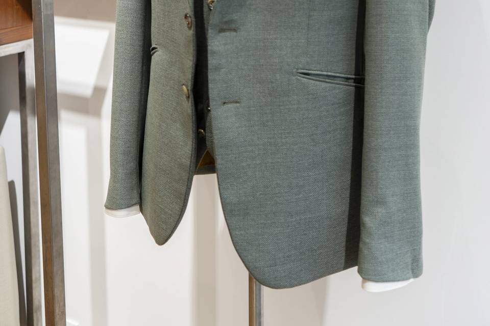 Detail_gré Costume gris clair