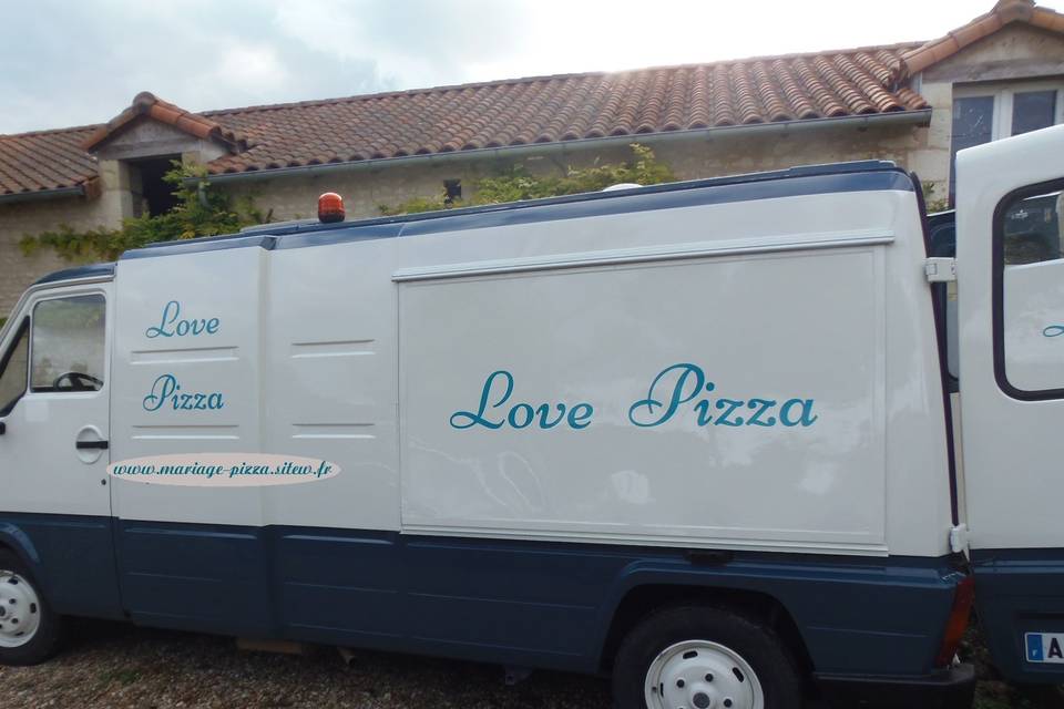 Love Pizza - Camion Pizza