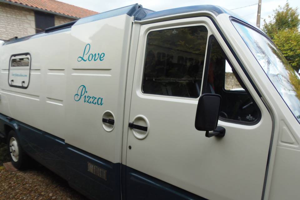 Love Pizza - Camion Pizza