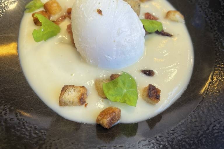 Oeuf parfait et velouté