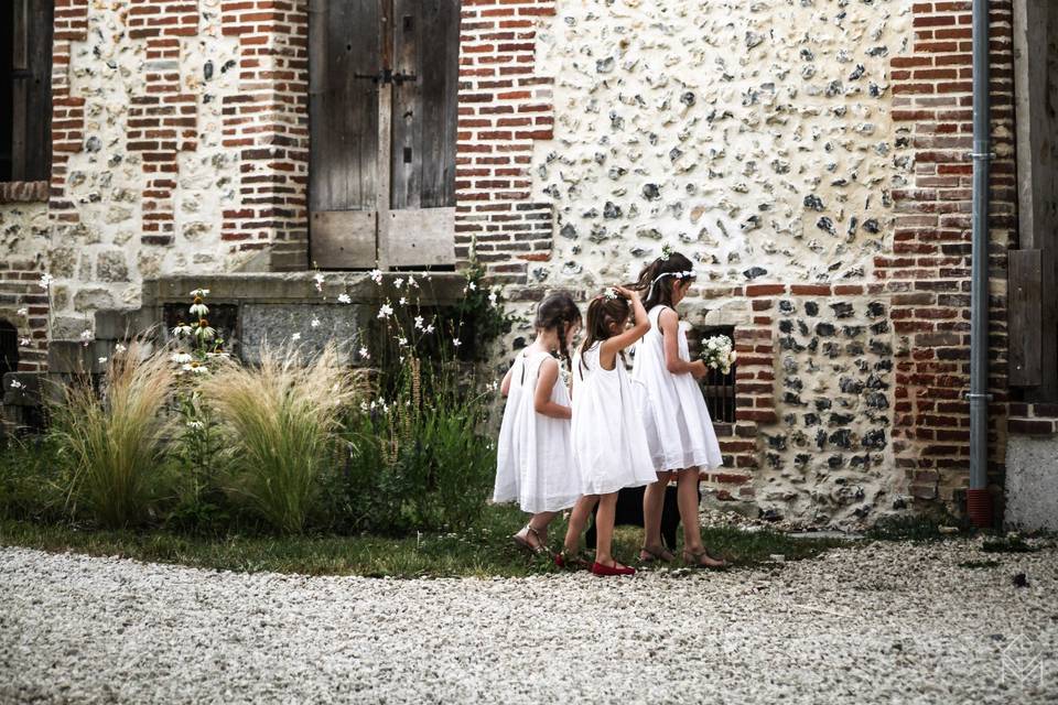 Les 3 petits chaperons blancs