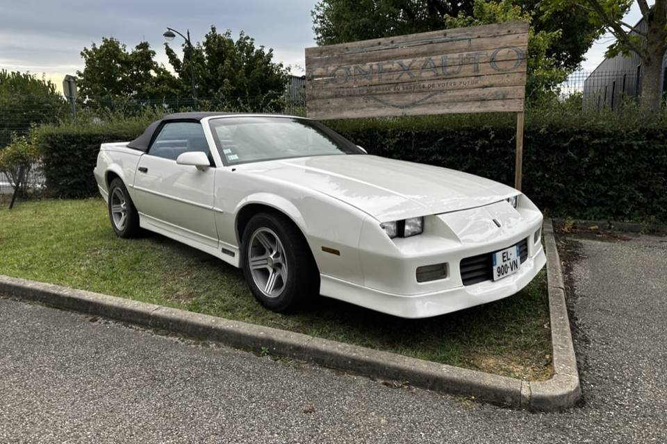 Chevrolet Camaro cab 1989