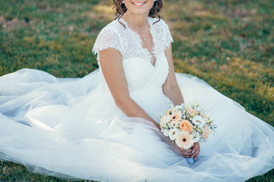 Bouquet mariée rond pêche