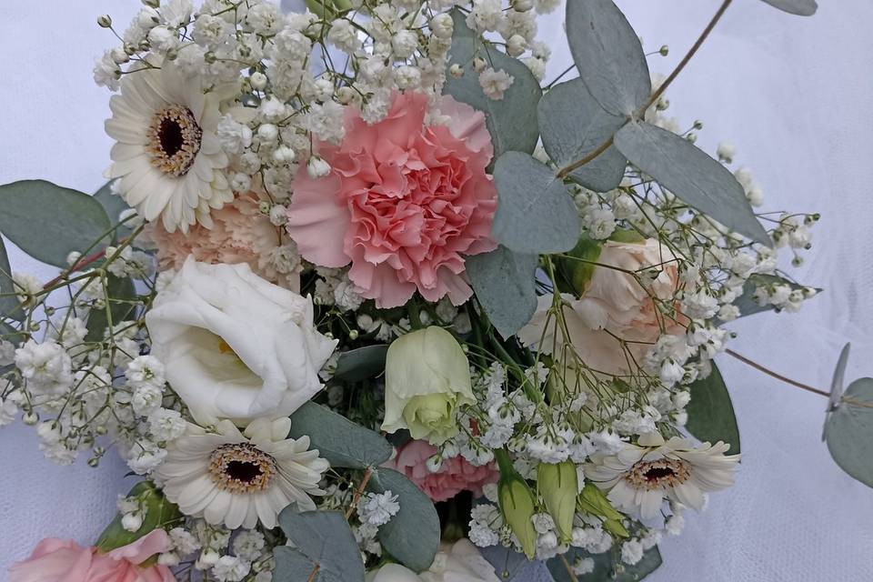 Maé fleuriste décoratrice