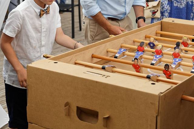Baby Foot Carton