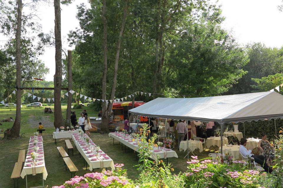 Mariage bord de rivière