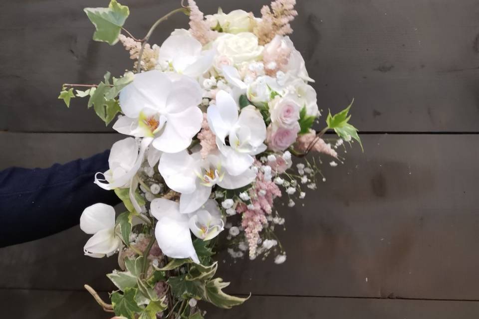 Bouquet de mariée cascade