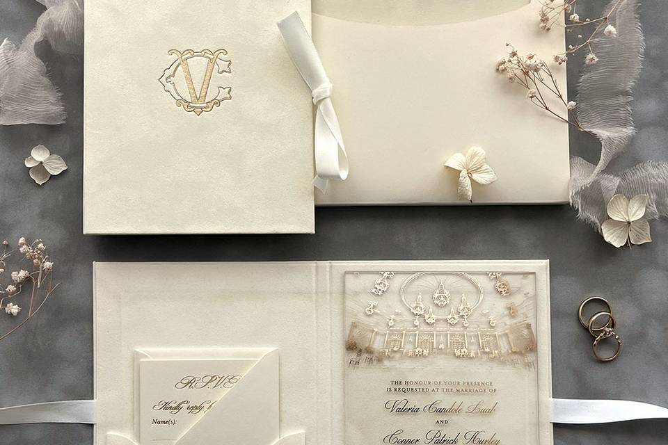 Invitation blanche avec dorure