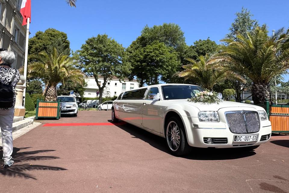 Limousine type bentley royan