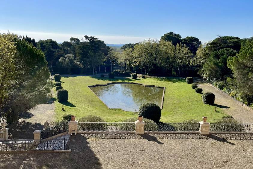 Grand bassin et terrasse