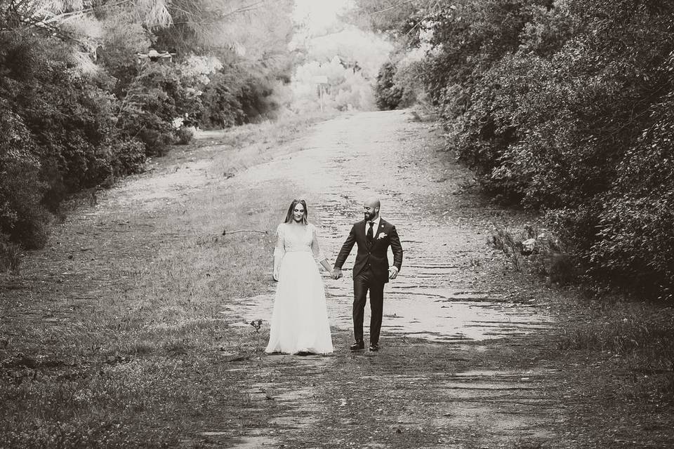 Photo couple forêt NB