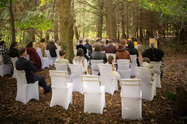 Cérémonie en forêt