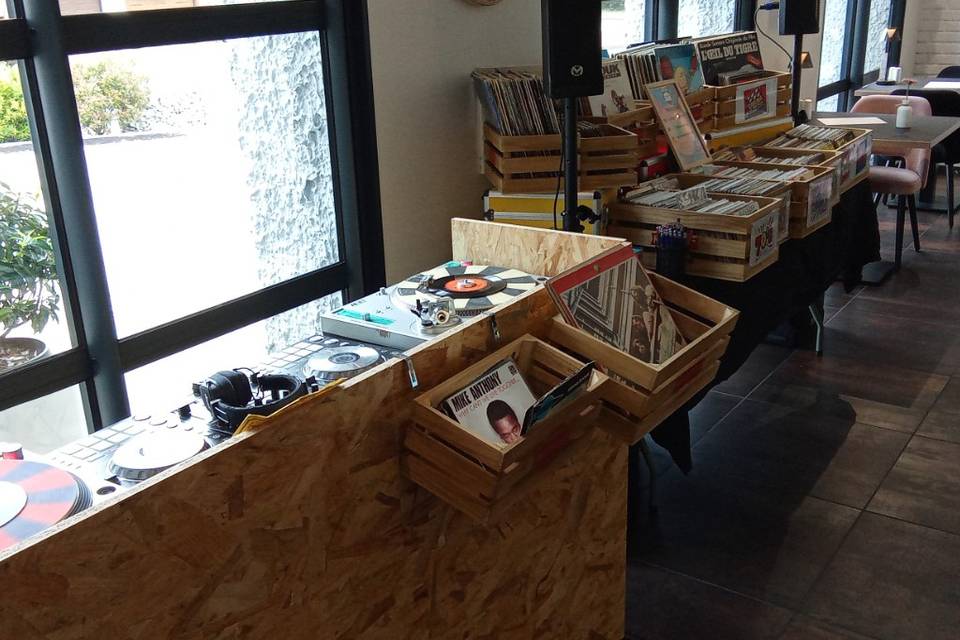 Installation Bar à Vinyles