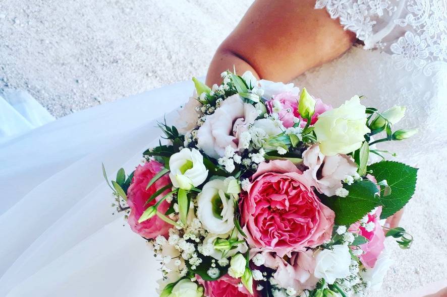 Bouquet de mariée rose et blan