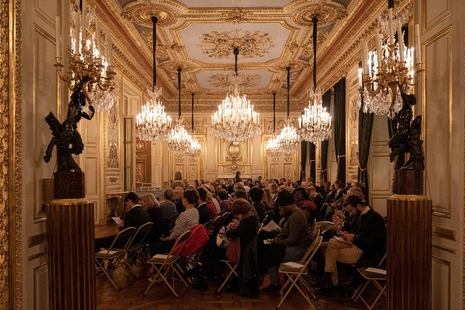 Convives l'Hôtel de la Marine