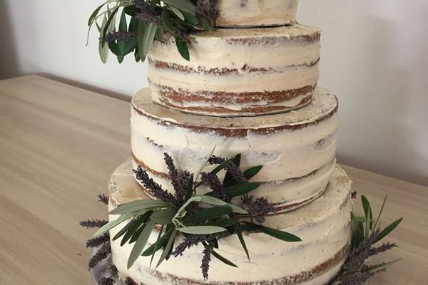 Nude wedding cake