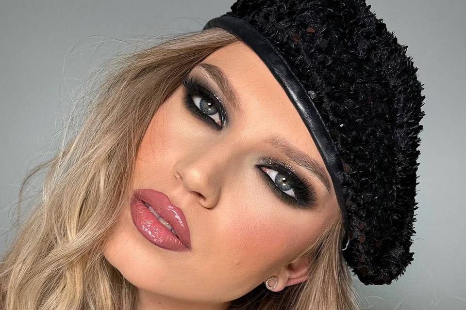 Smokey eyes