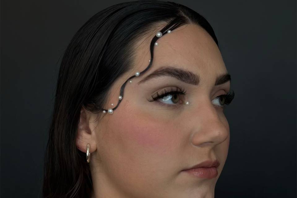 MAKE UP MARIEE ET COIFFURE