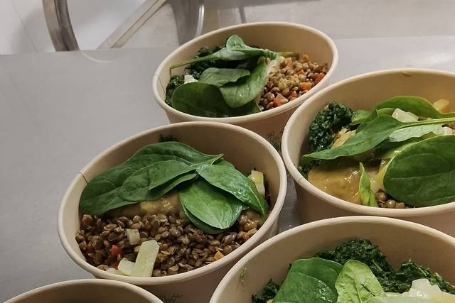 Dahl de lentille, épinard