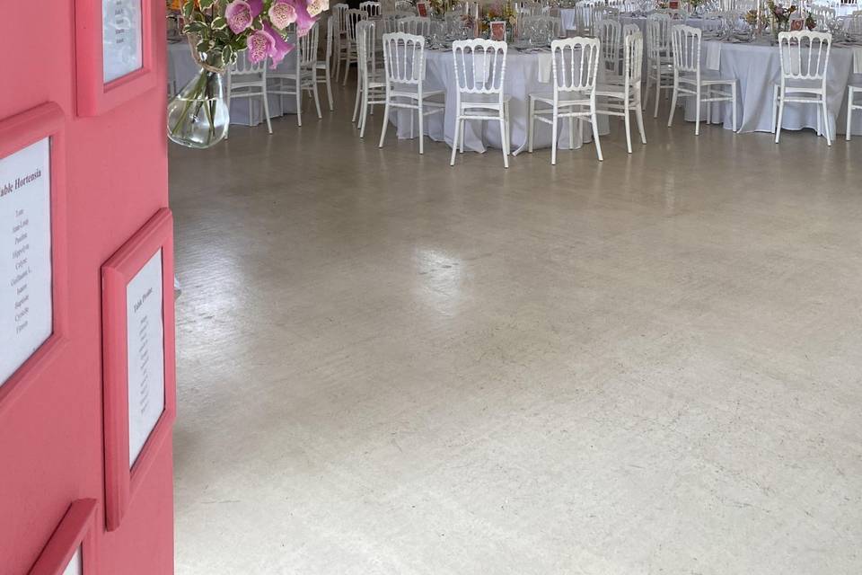 Tables dressées