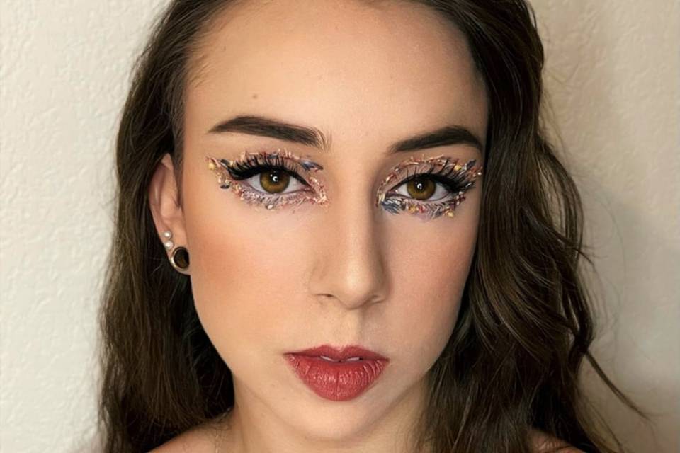 Maquillage en fleurs séchées